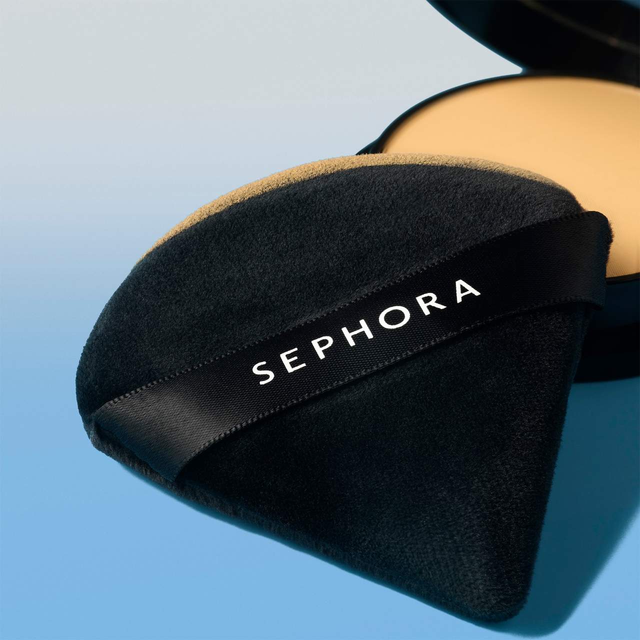 Велюровый спонж-пуф для пудры Sephora Collection Velour — фото 3