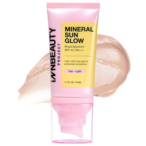 Увлажняющее солнцезащитное средство INNBeauty Project Mineral Sun Glow SPF 43 с пептидами, цвет: Fair-Light