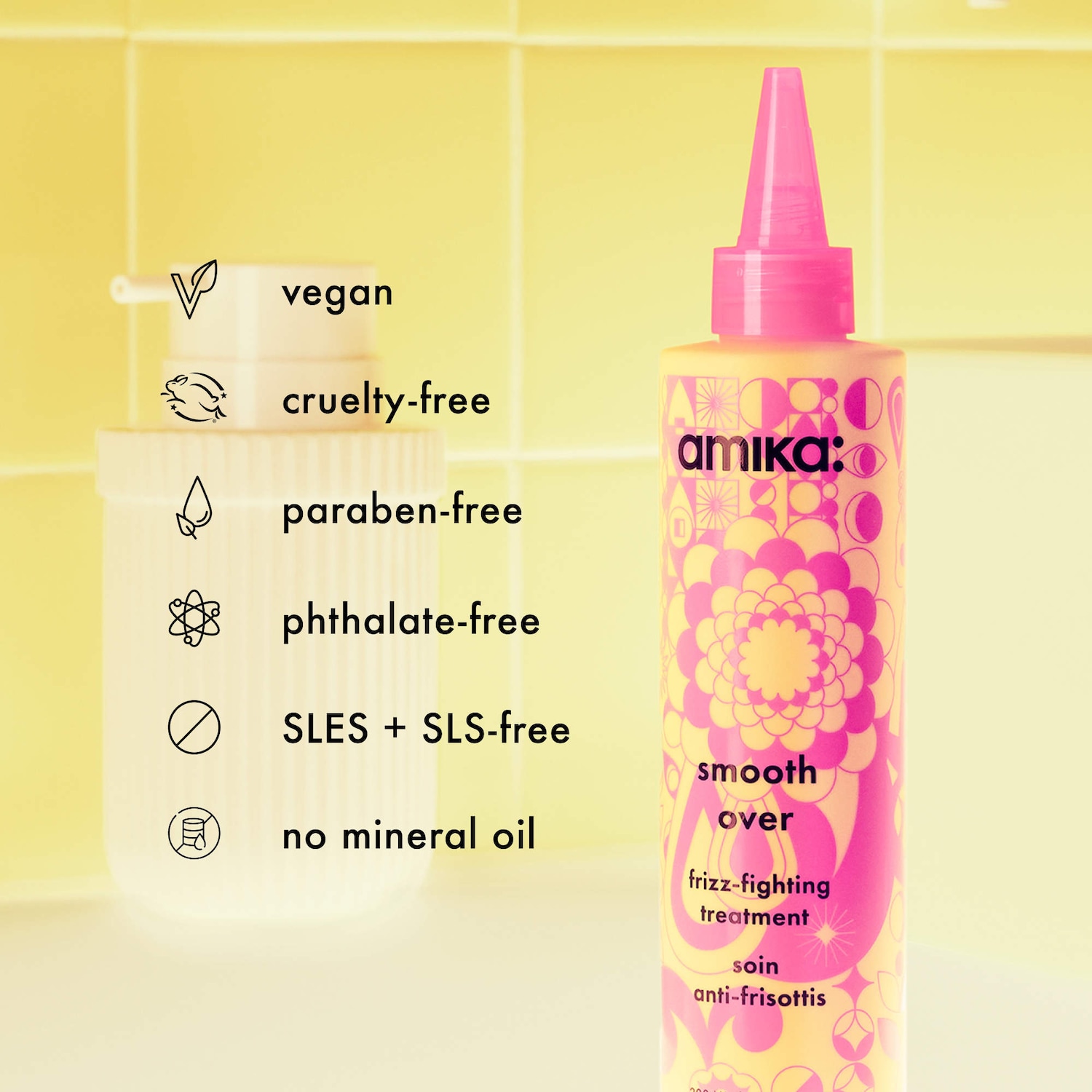 Smooth Over Frizz-Fighting Hair Treatment Mask - amika | Sephora