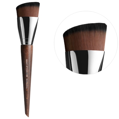 Плотная плоская кисть для тональной основы Make Up For Ever #118