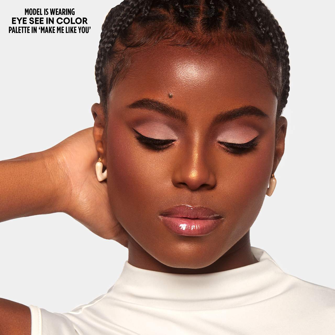 Eye See in Color Clean Multidimensional Eyeshadow Palette