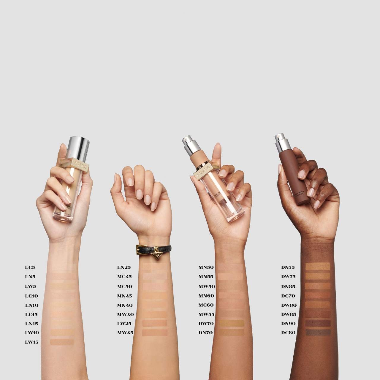 PRADA REVEAL FOUNDATION L05 ファンデーション Reveal Skin-Optimizing Refillable Soft Matte Foundation - Prada