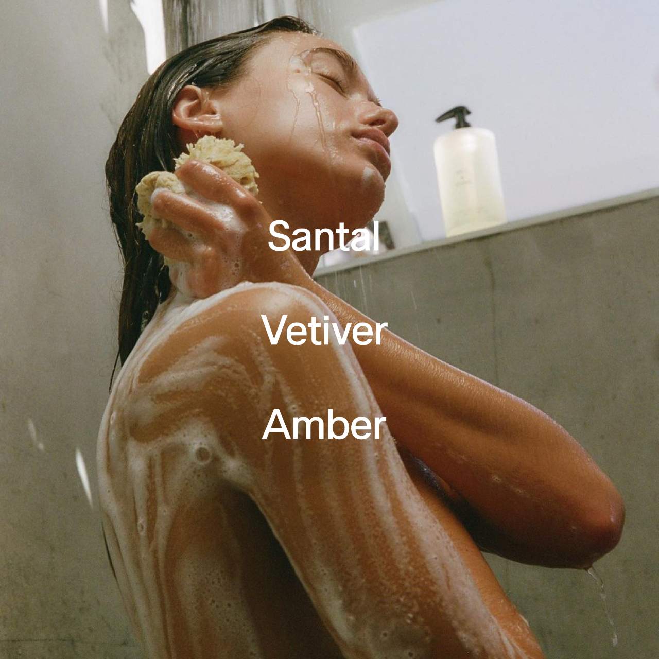 Сменный смягчающий гель для душа Salt & Stone Santal & Vetiver — фото 7