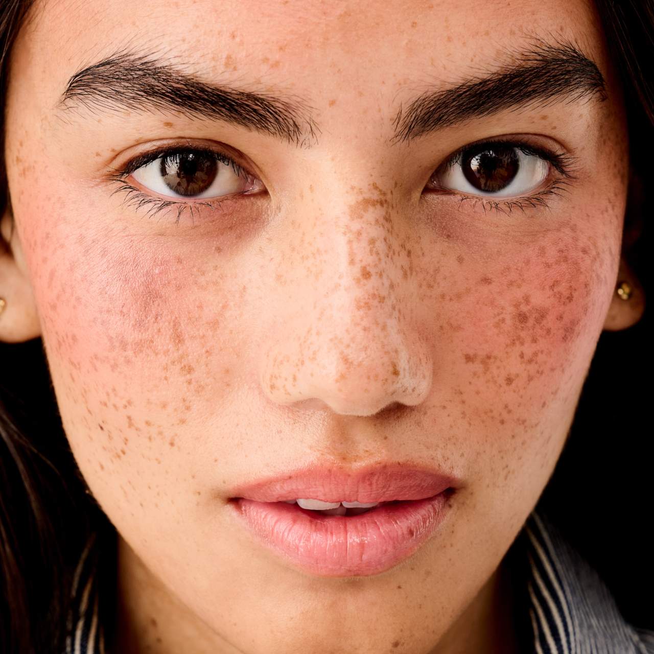 Silky-Soft Powder Blush