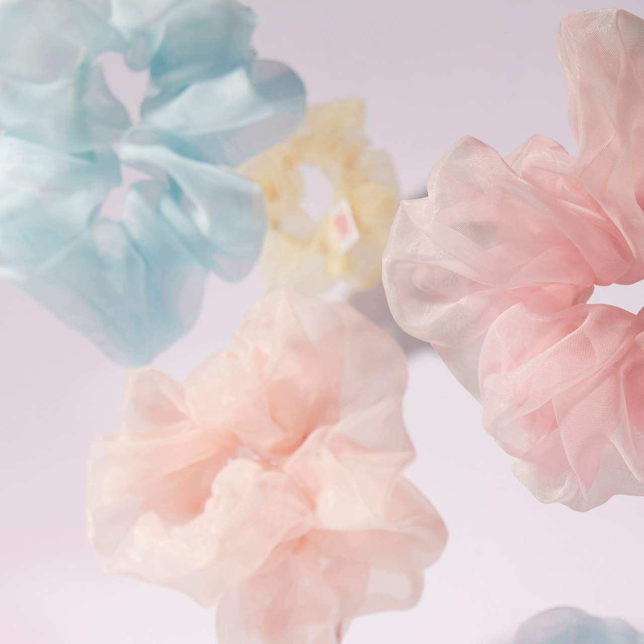 Аксессуары для волос Mane Sugar Cloud XL Scrunchie — фото 4
