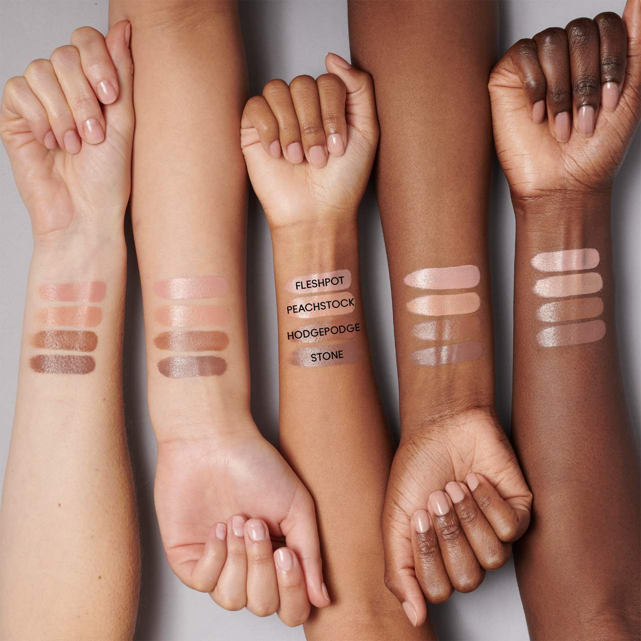 MACximal Sleek Satin 8 HR Full-Coverage Pigment-Rich Hydrating