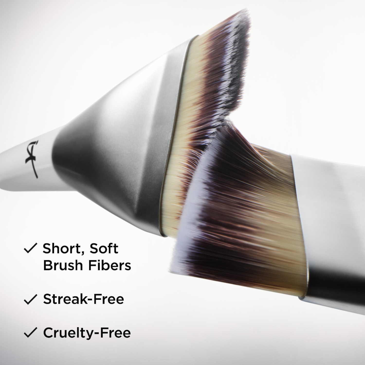 IT Cosmetics Heavenly Luxe Foundation Brush - Thumbnail 4