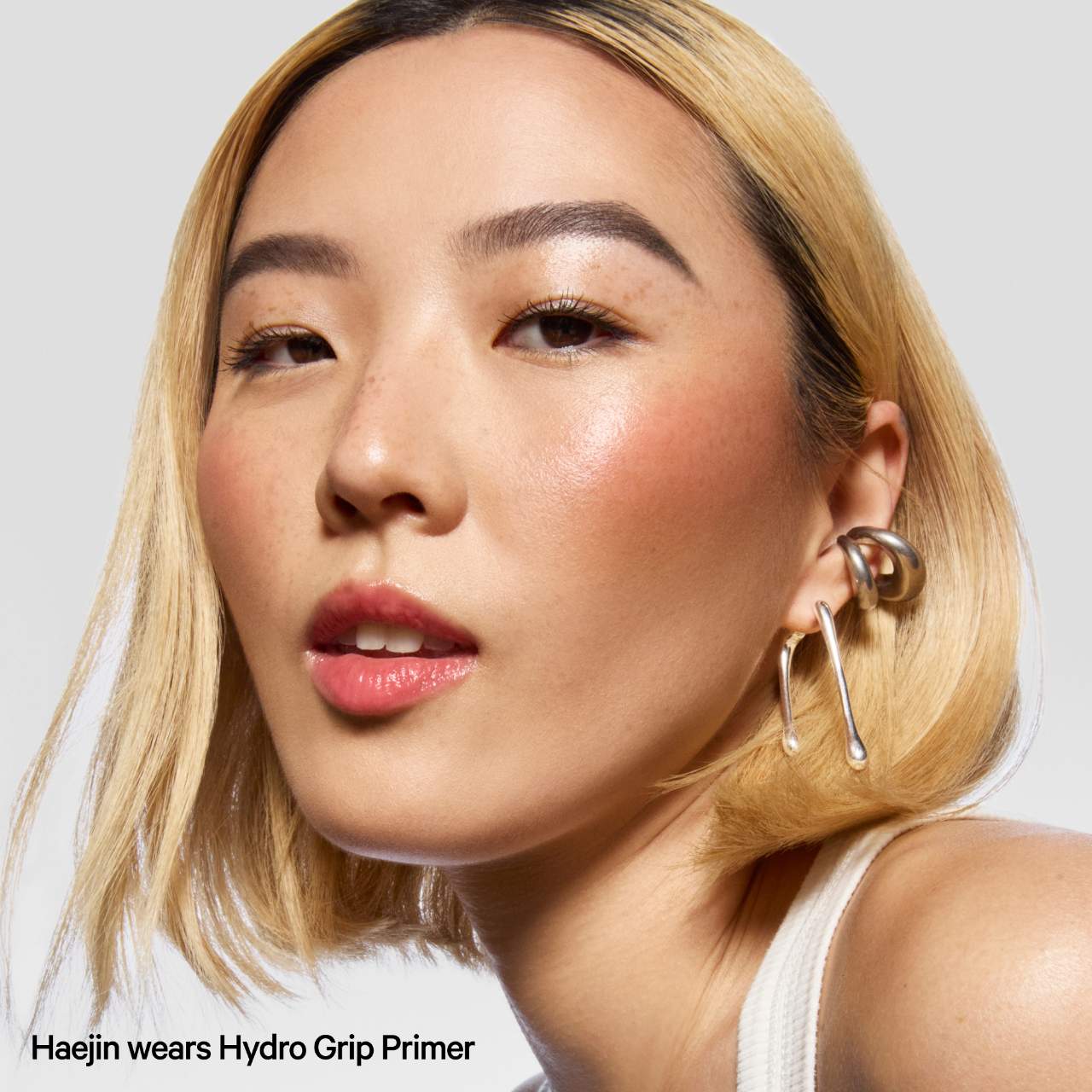 Milk Makeup Hydro Grip Primer - Thumbnail 4