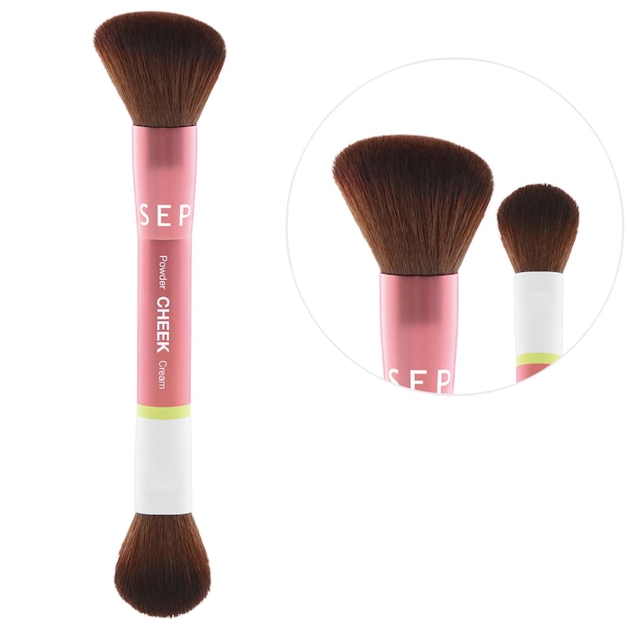 The Duo Cheek Brush
