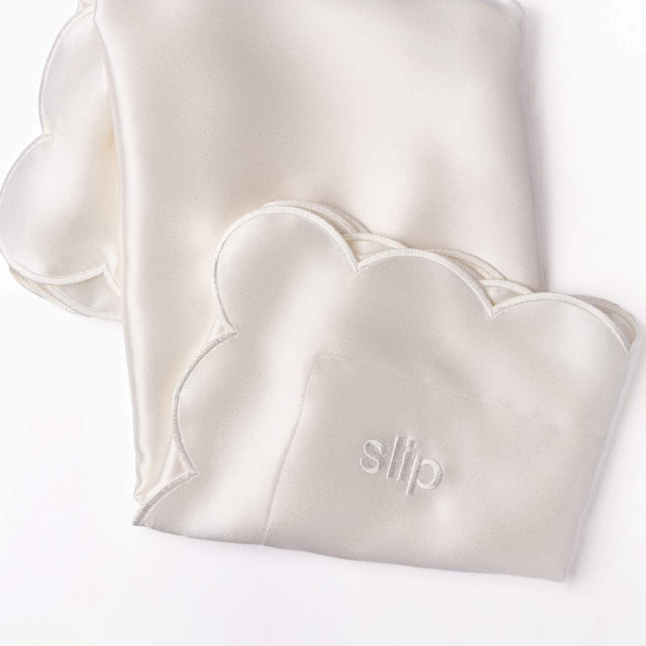 Шёлковая наволочка Slip Pure Silk Queen с фигурным краем — фото 2
