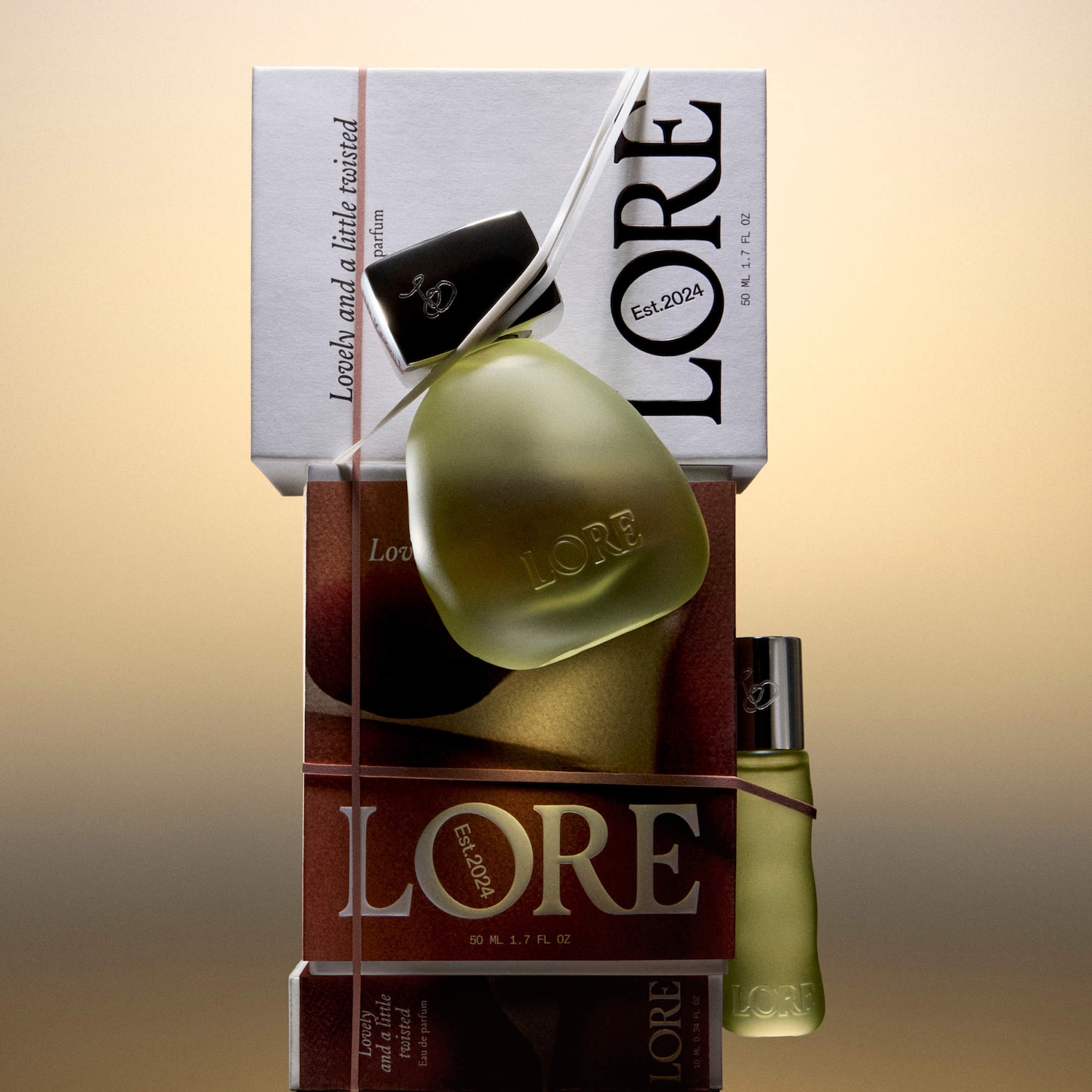 Lore Lovely and a little twisted Eau de Parfum - Thumbnail 4