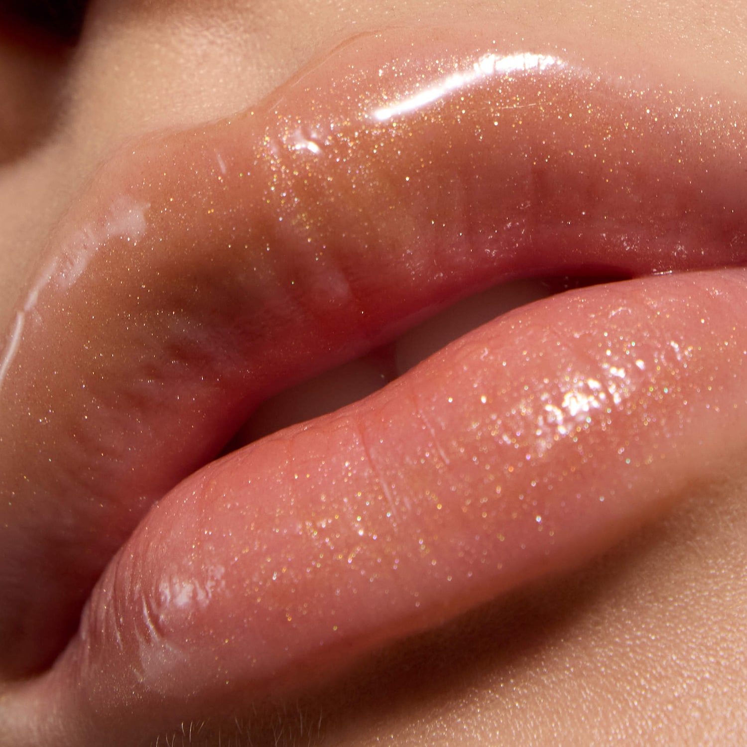 Refy Lip Gloss and Liquid Highlighter - Thumbnail 3