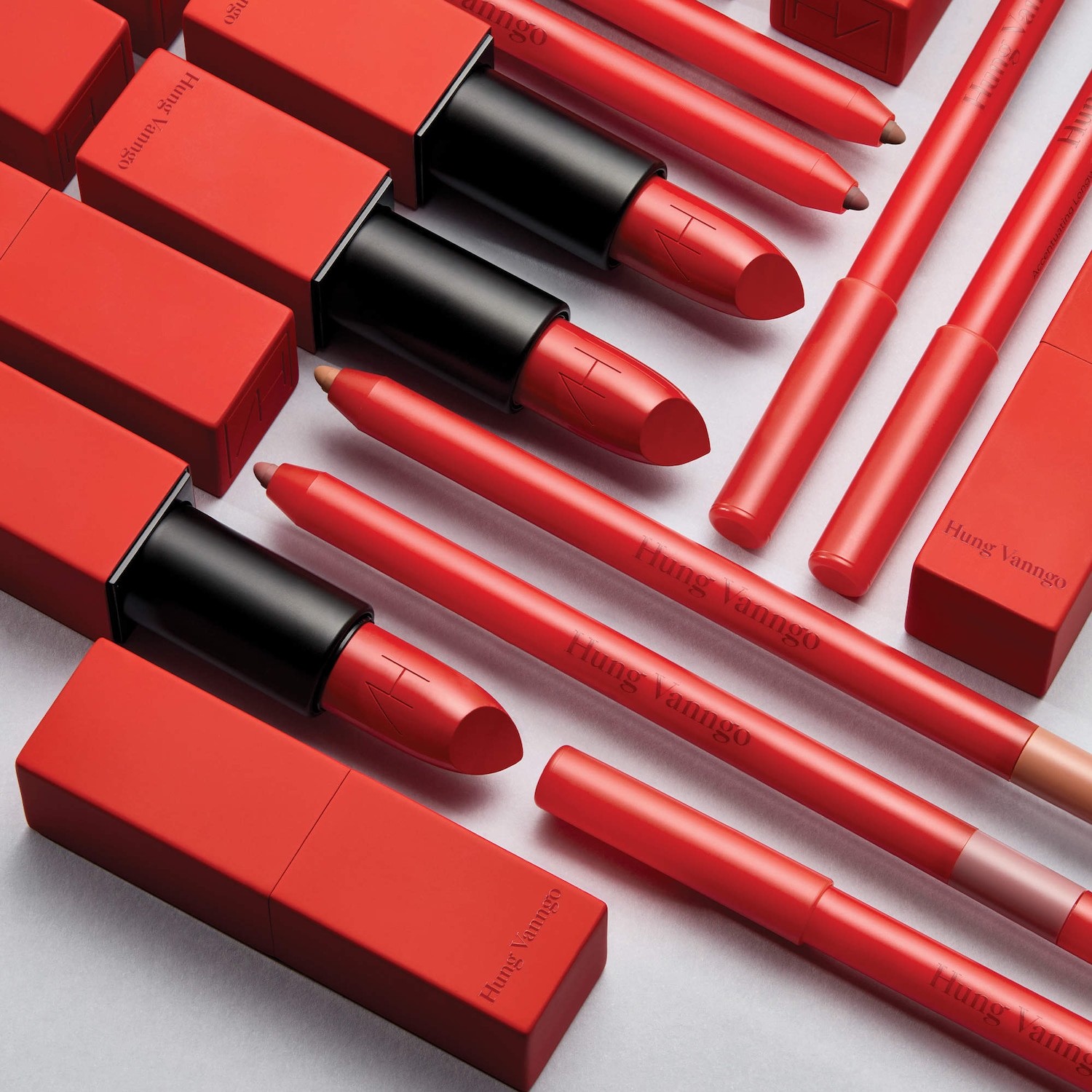 HUNG VANNGO BEAUTY Lip Liner
