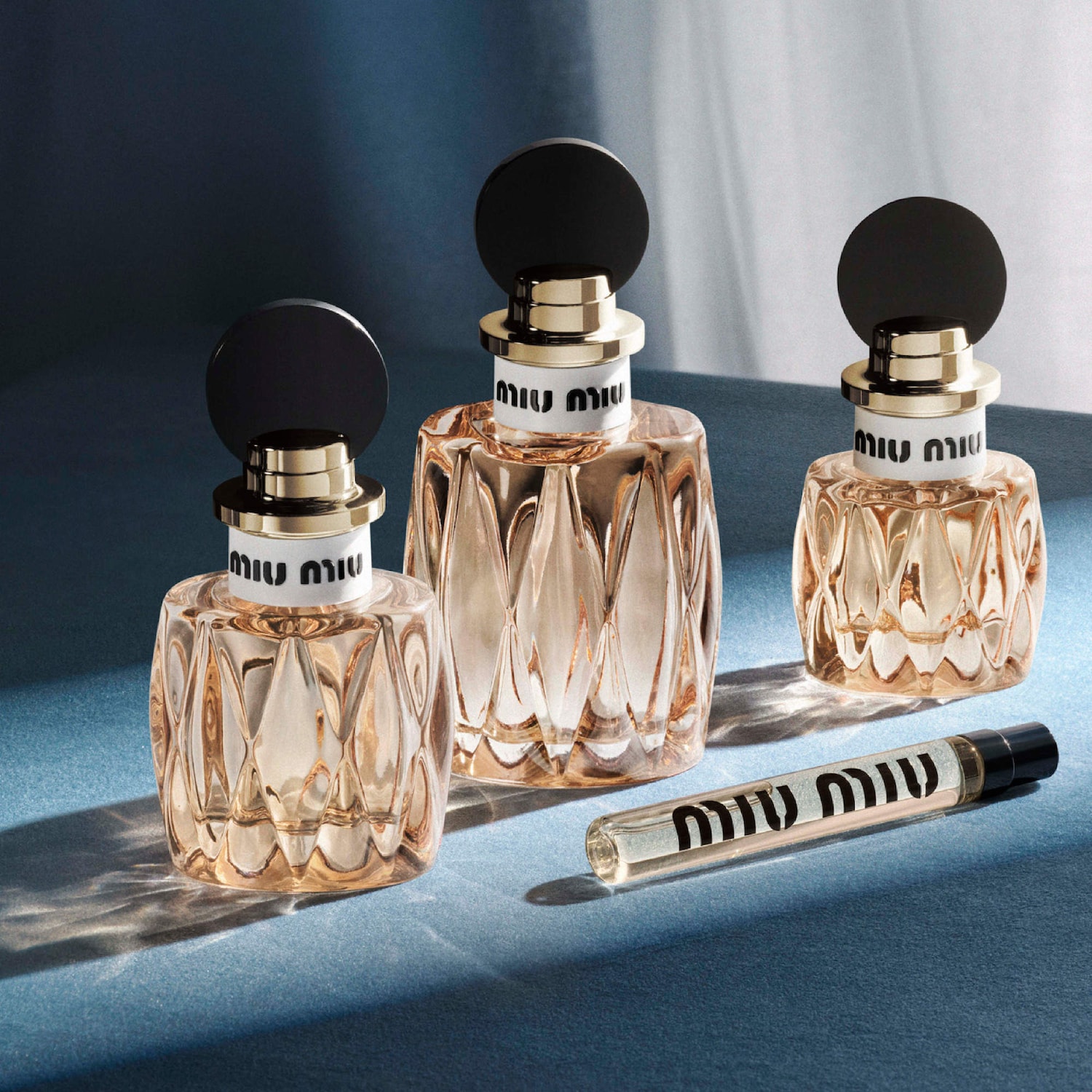 【整理中さま専用】Miu Miu 香水 7.5mlミニボトル4本セット Mini Miutine Eau de Parfum Gift Set Duo - Miu Miu | Sephora