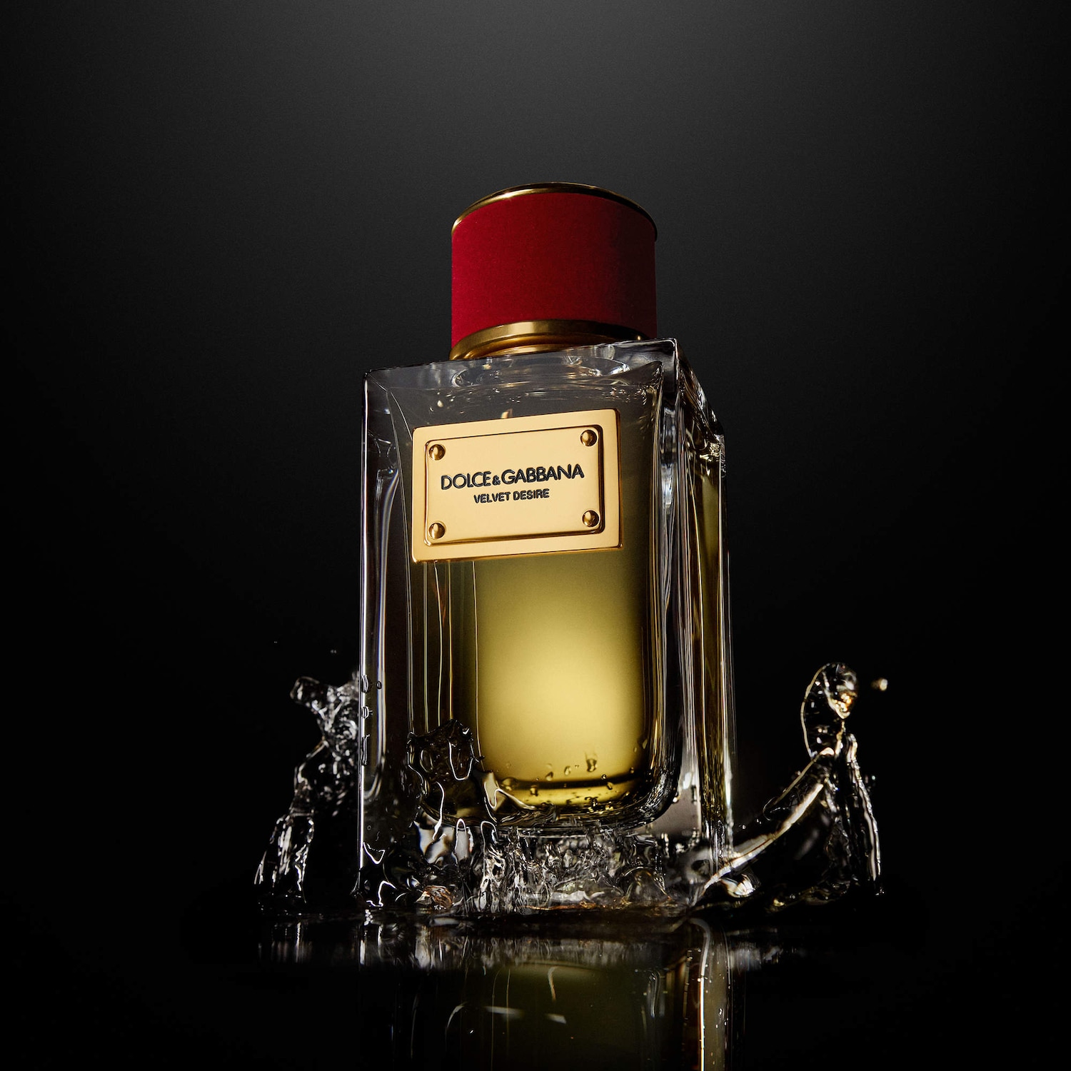 DOLCE & GABBANA ベルベット デザイア Dolce&Gabbana Velvet Desire Eau de Parfum | Saks Fifth Avenue