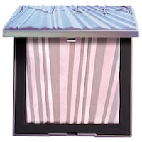 NARS - Aura Illuminating Face & Body Powder