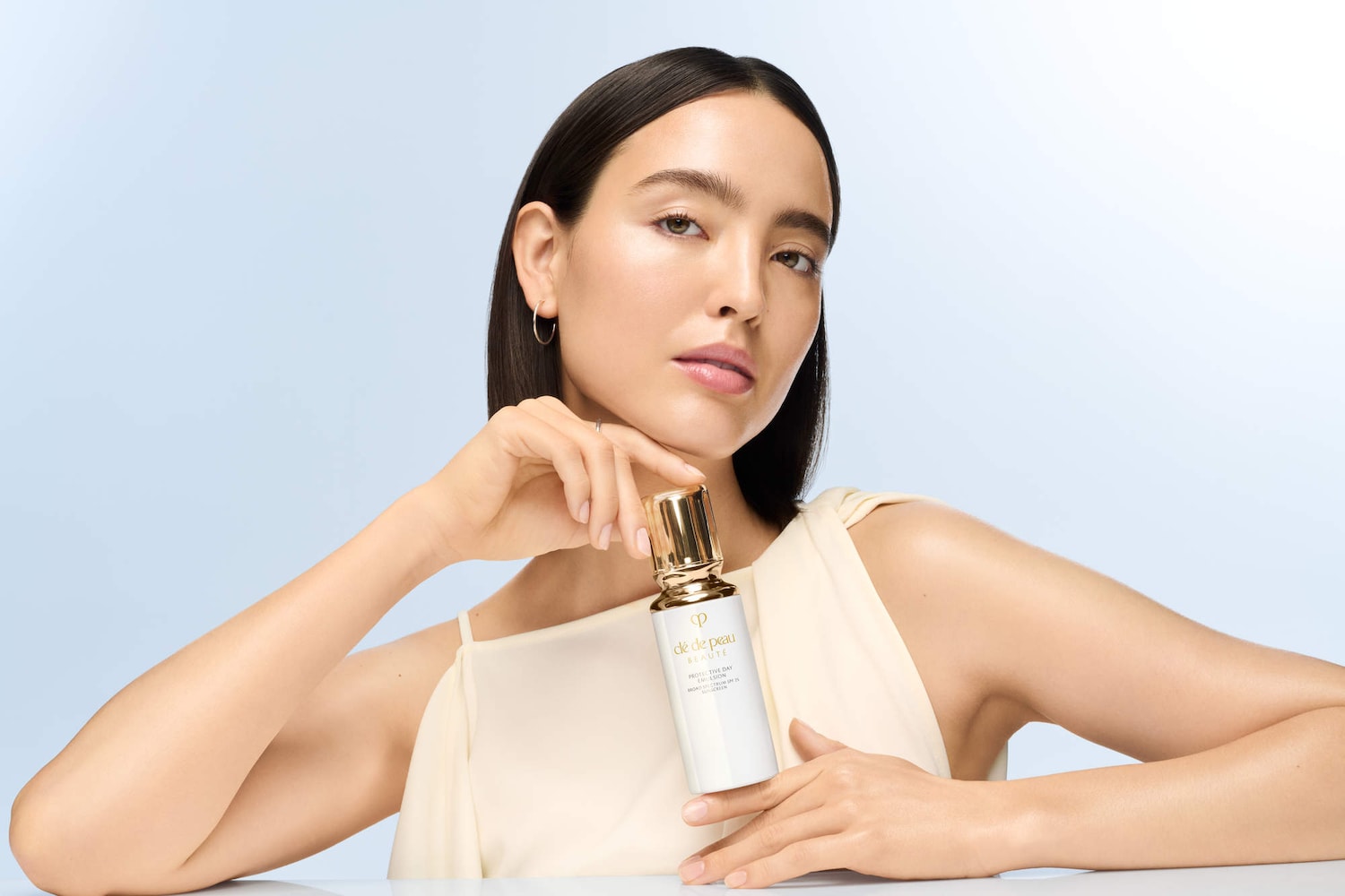 Protective Day Emulsion - Clé de Peau Beauté | Sephora