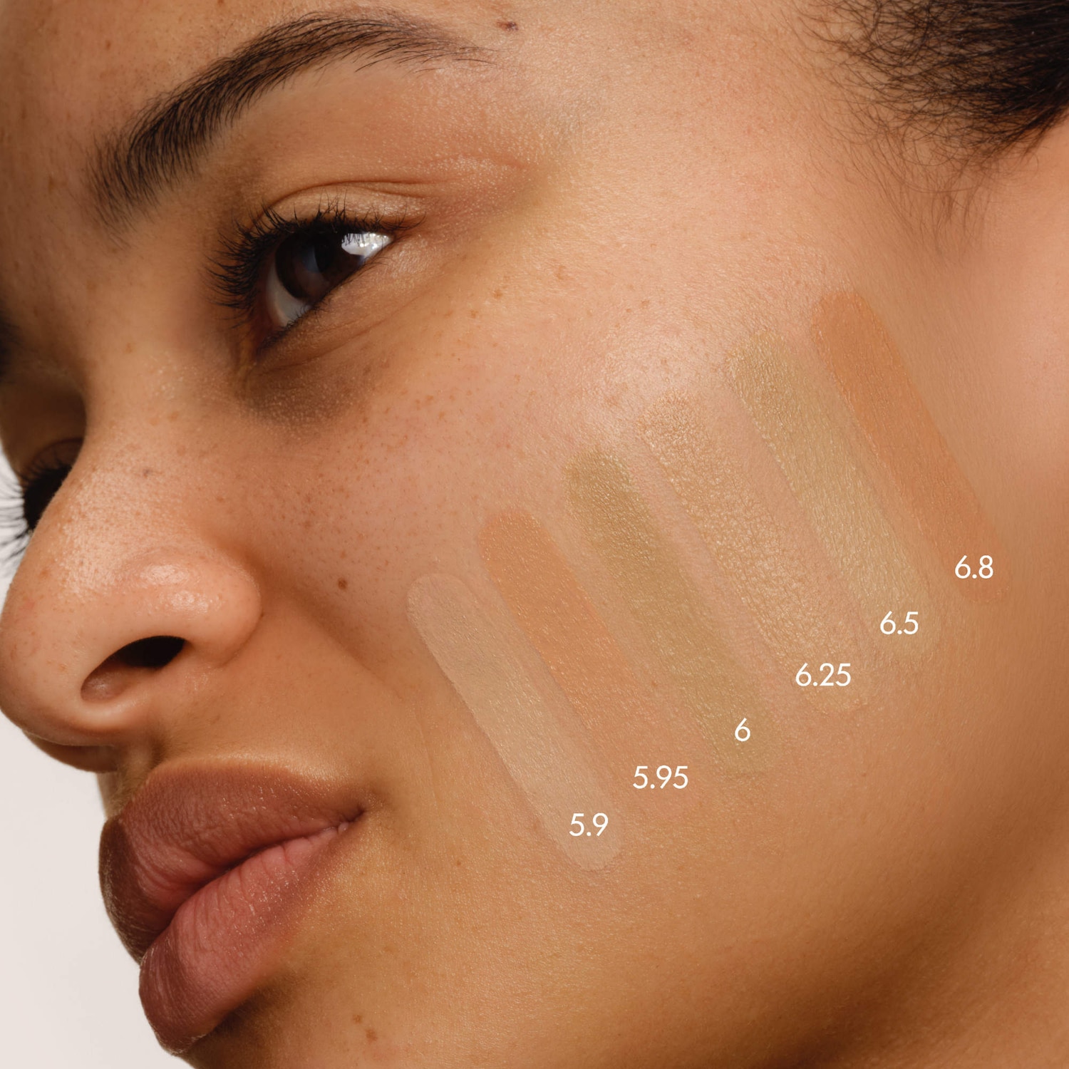 Luminous Silk Natural Glow Blurring Liquid Foundation with 24 Hour Wear 5