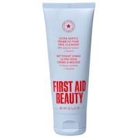 First Aid Beauty - Ultra Repair Cream-to-Foam Face Cleanser with Colloidal Oatmeal + Glycerin