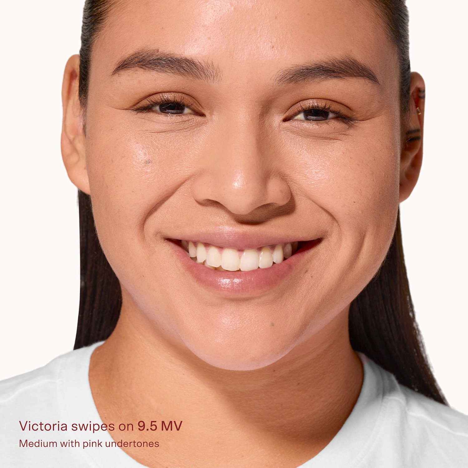 Swipe All-Over Hydrating Serum Concealer with 18-HR Wear 4