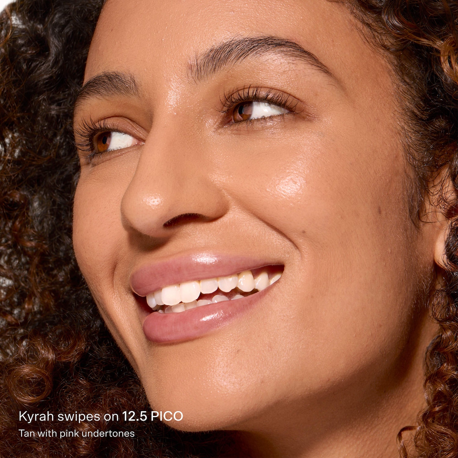 Swipe All-Over Hydrating Serum Concealer with 18-HR Wear 4