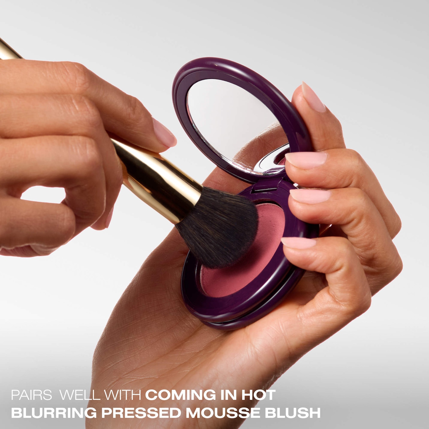 Sarah Creal Blush and Blur Brush - Thumbnail 3