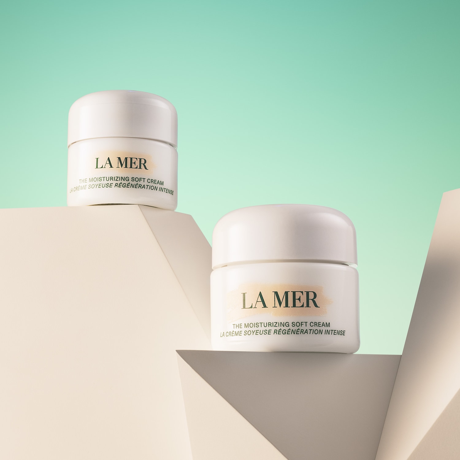 The Moisturizing Soft Cream Moisturizer Home & Away Set - La Mer