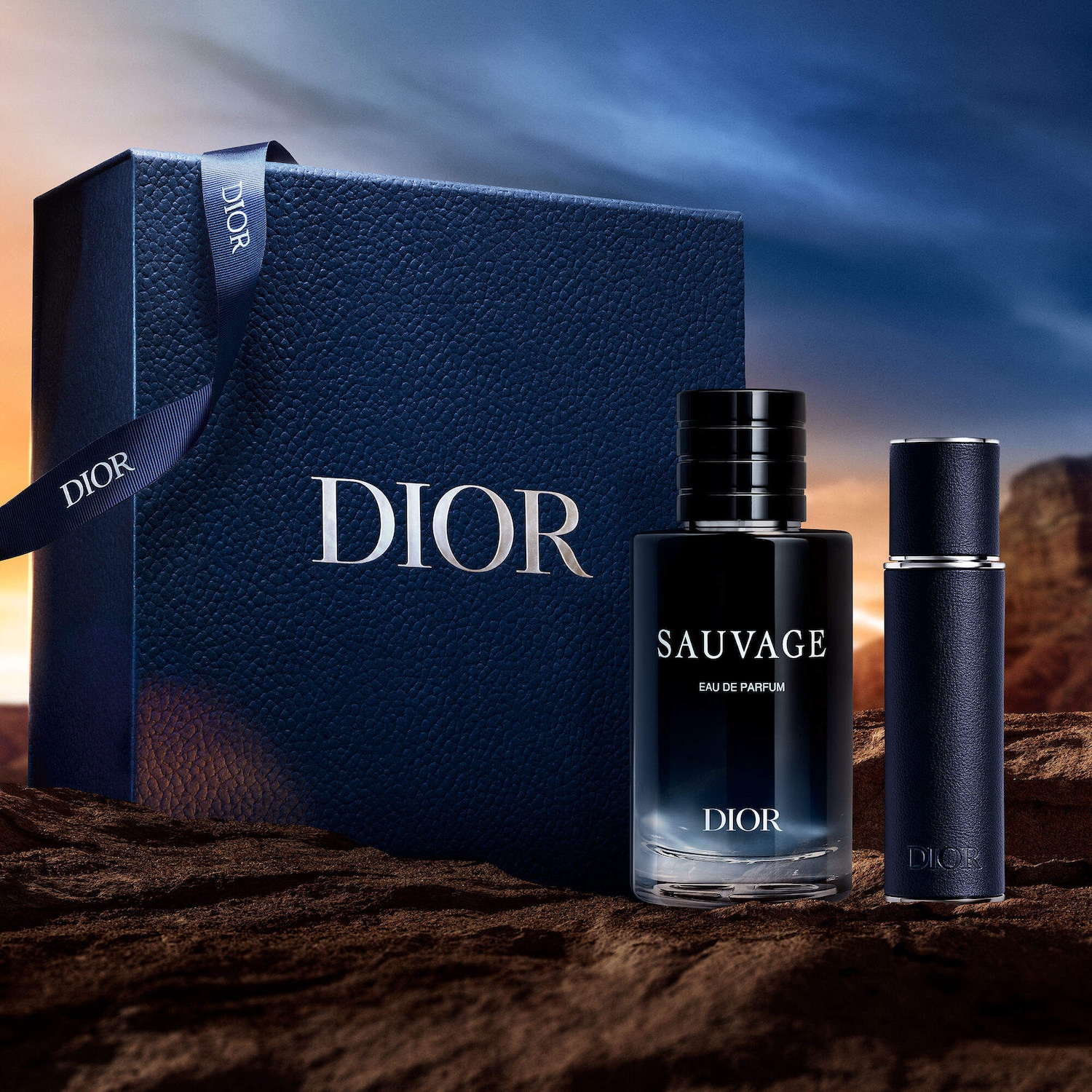 Dior SAUVAGE Eau de Parfum ギフトバッグ付き Sauvage Eau de Parfum Gift Set - DIOR | Sephora