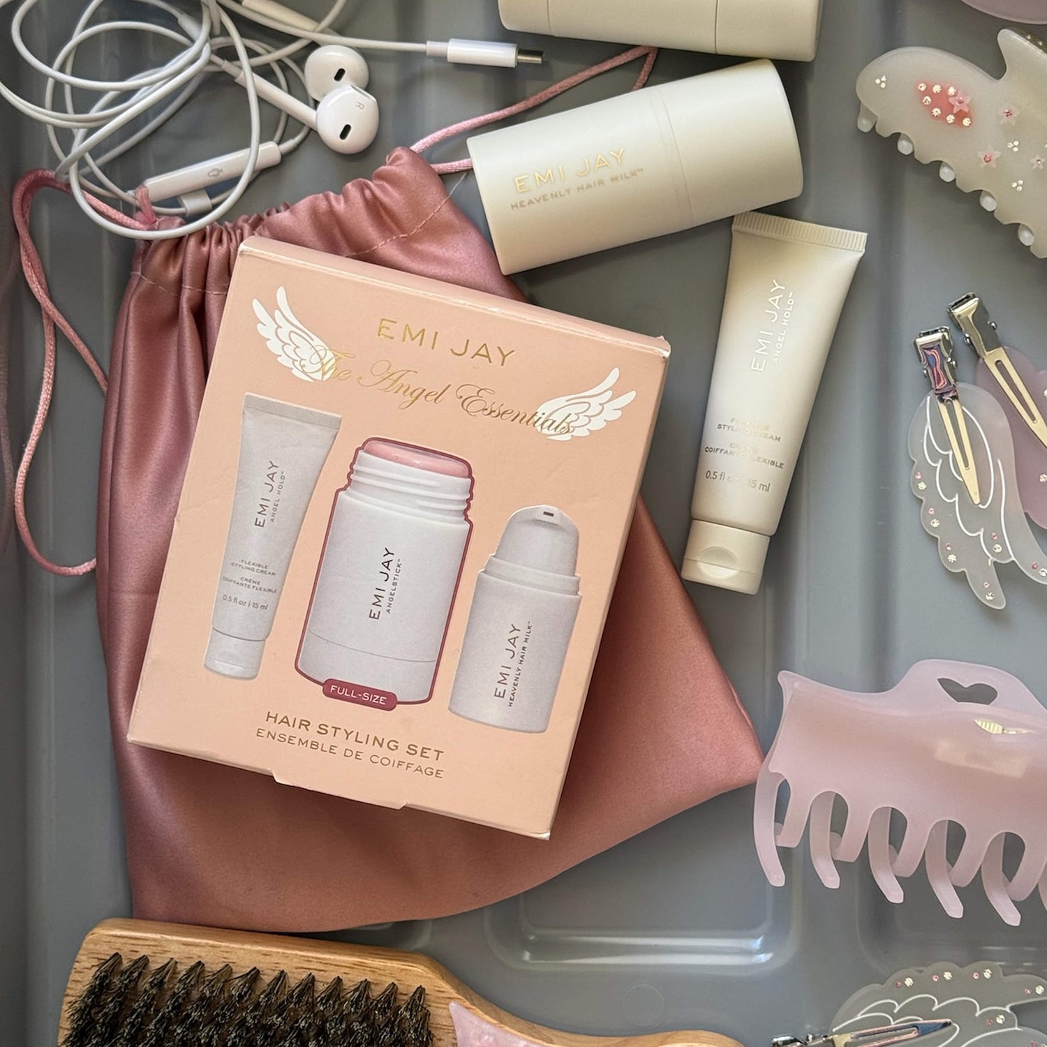 【新品・未使用】EMI JAY ヘアケアセット パールピンク T3 and Emi Jay Launch a New Air Styler in Honor of AAPI Heritage Month