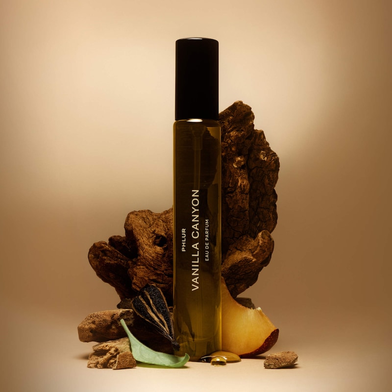 Vanilla Canyon Eau de Parfum Travel Spray thumbnail 3
