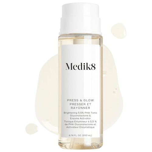 Мягкий ежедневный отшелушивающий PHA-тонер Medik8 Press & Glow