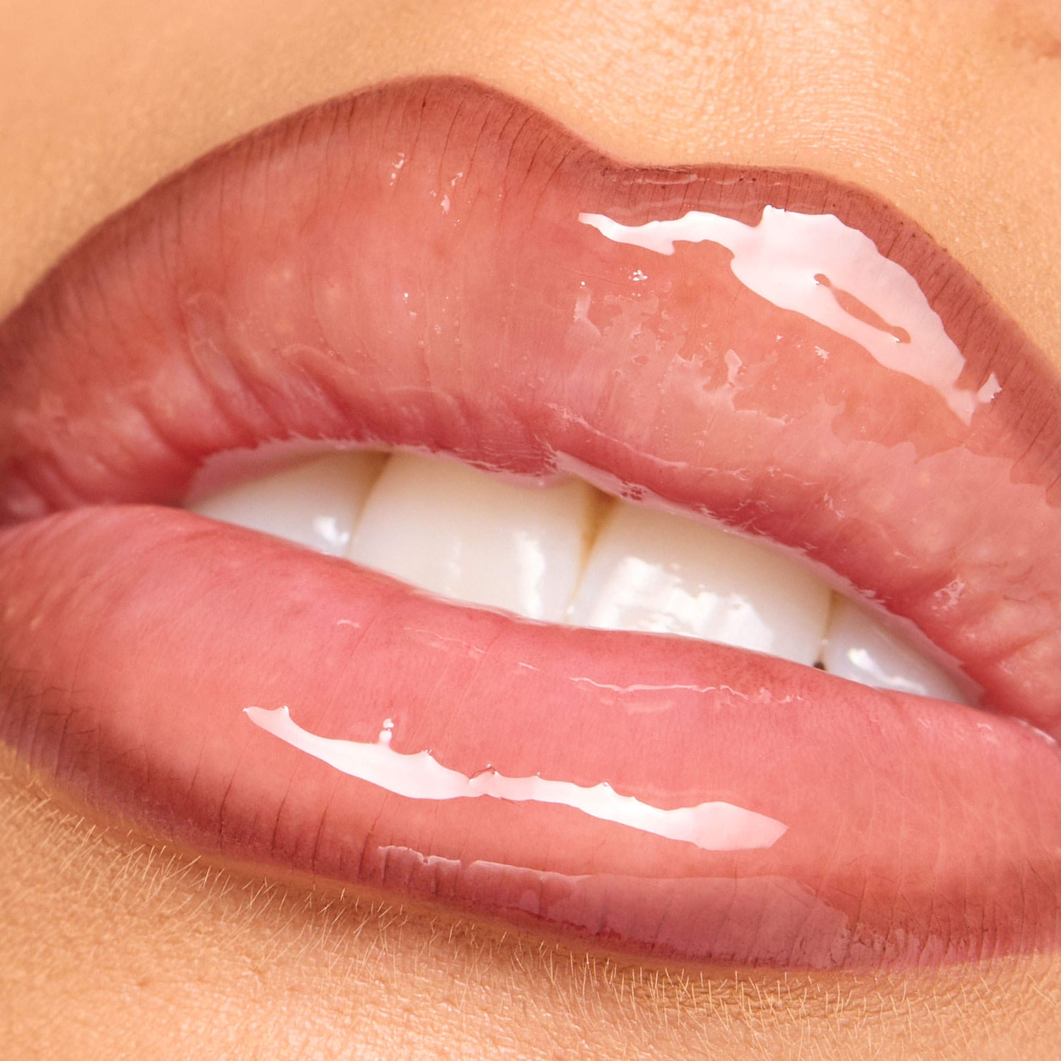 Kiss Me Lip Contour Stain and Lip Jelly Gift Set - HUDA BEAUTY