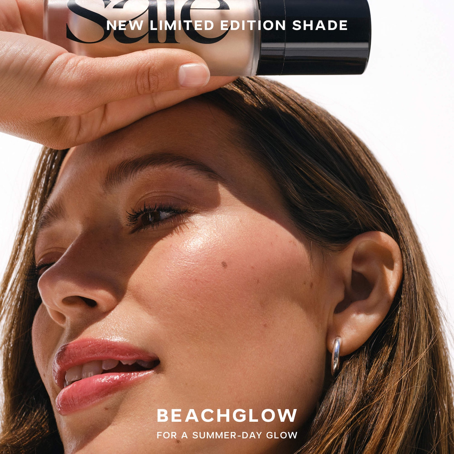 Лёгкий универсальный люминайзер и жидкий хайлайтер Saie Glowy Super Gel, цвет: Beachglow — фото 2