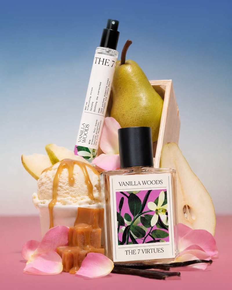 Vanilla Woods Eau de Parfum Travel Spray thumbnail 3